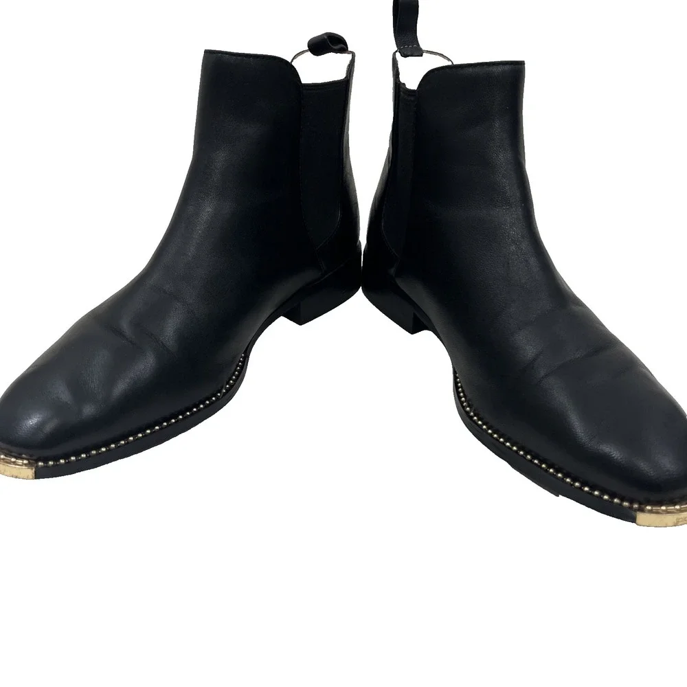Coach Women Nichole Bootie Size 9 Gold Studded Chelsea Coach Name on Toe